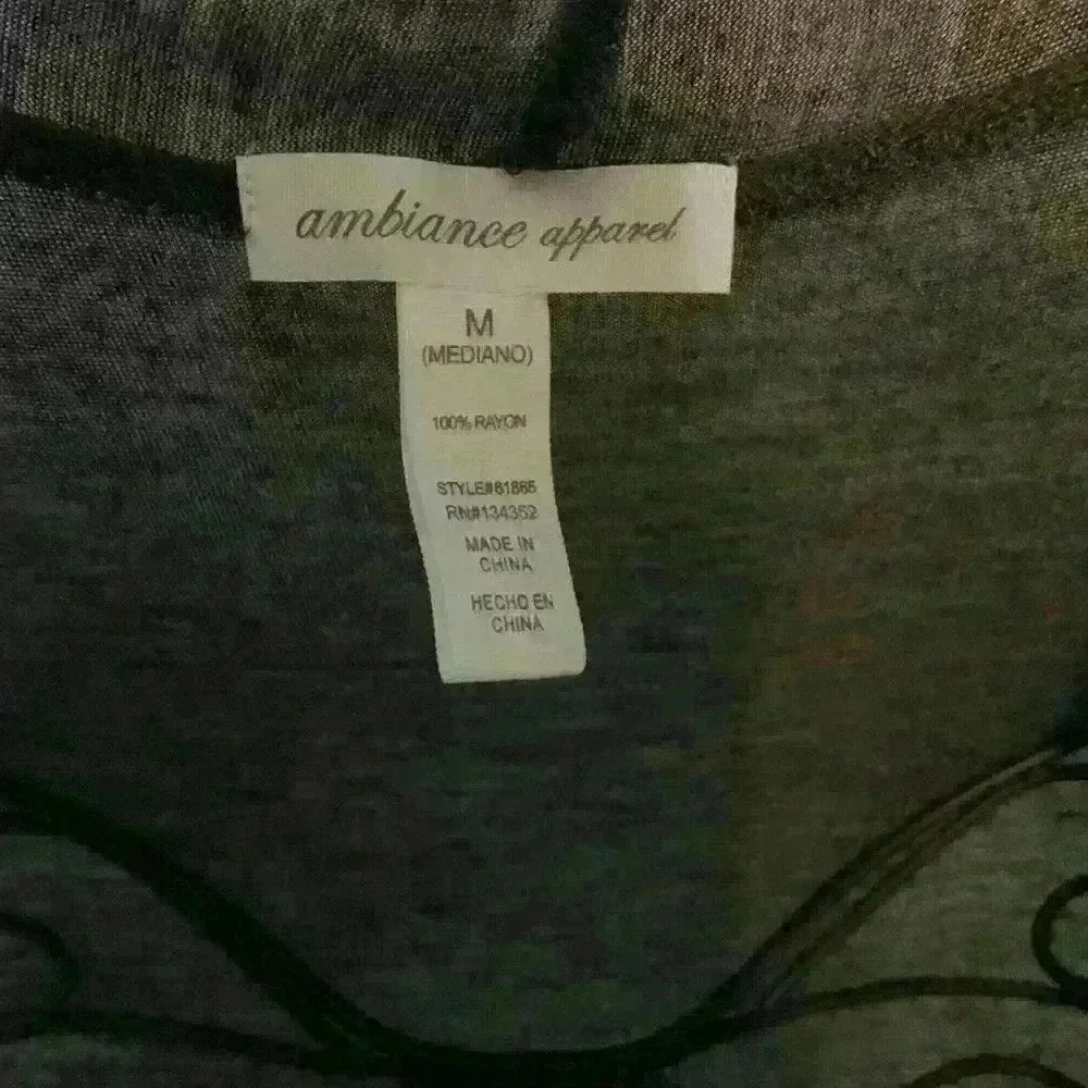 Ambiance vest/ coverup for layering - Picture 2 of 3